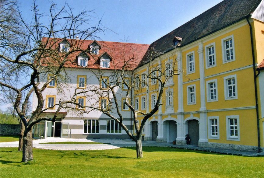  Schloss Dürrwangen 
